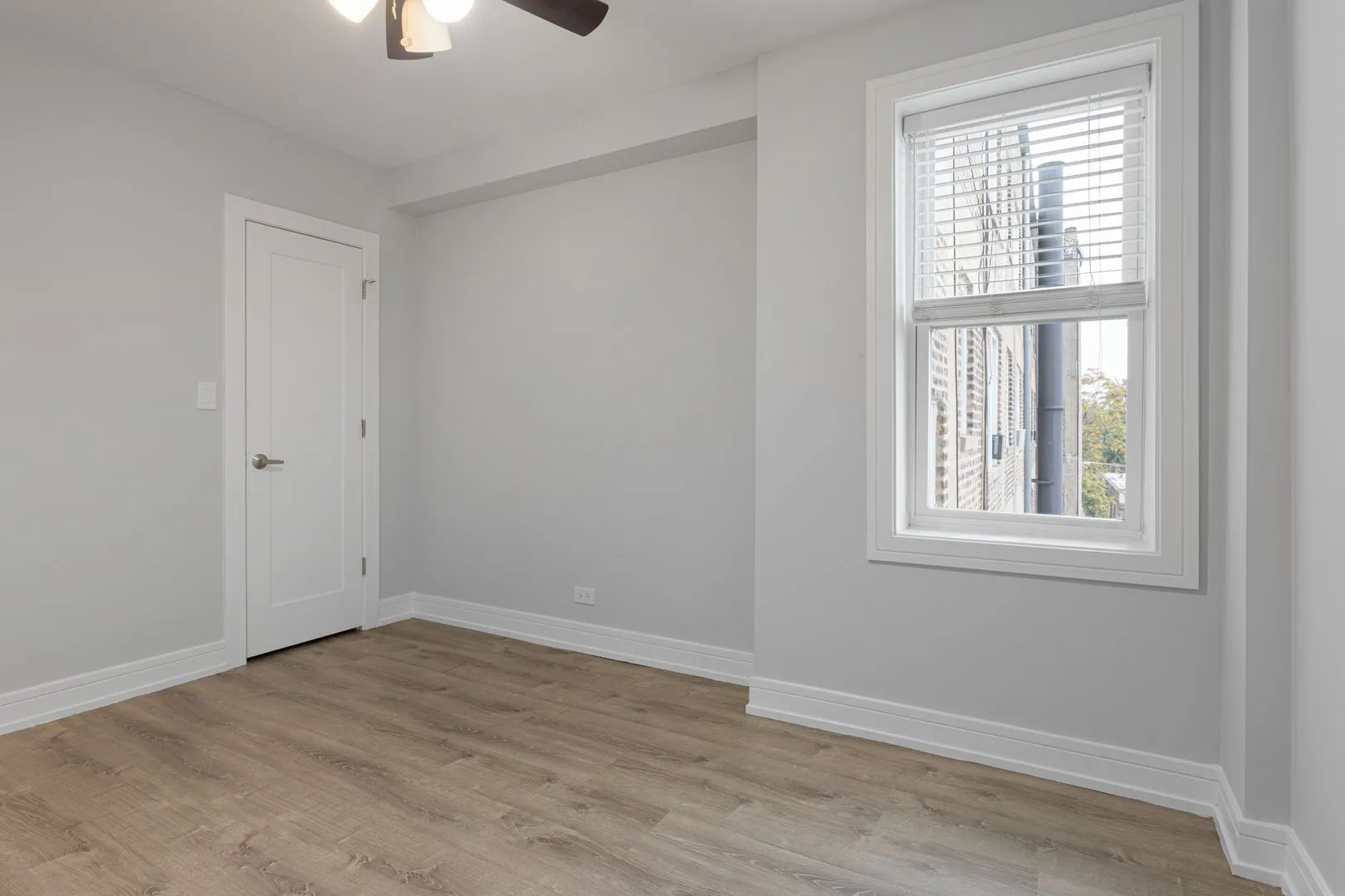 1521 W Sherwin Ave, , 60626, USA 60626-unit#501-Chicago-IL