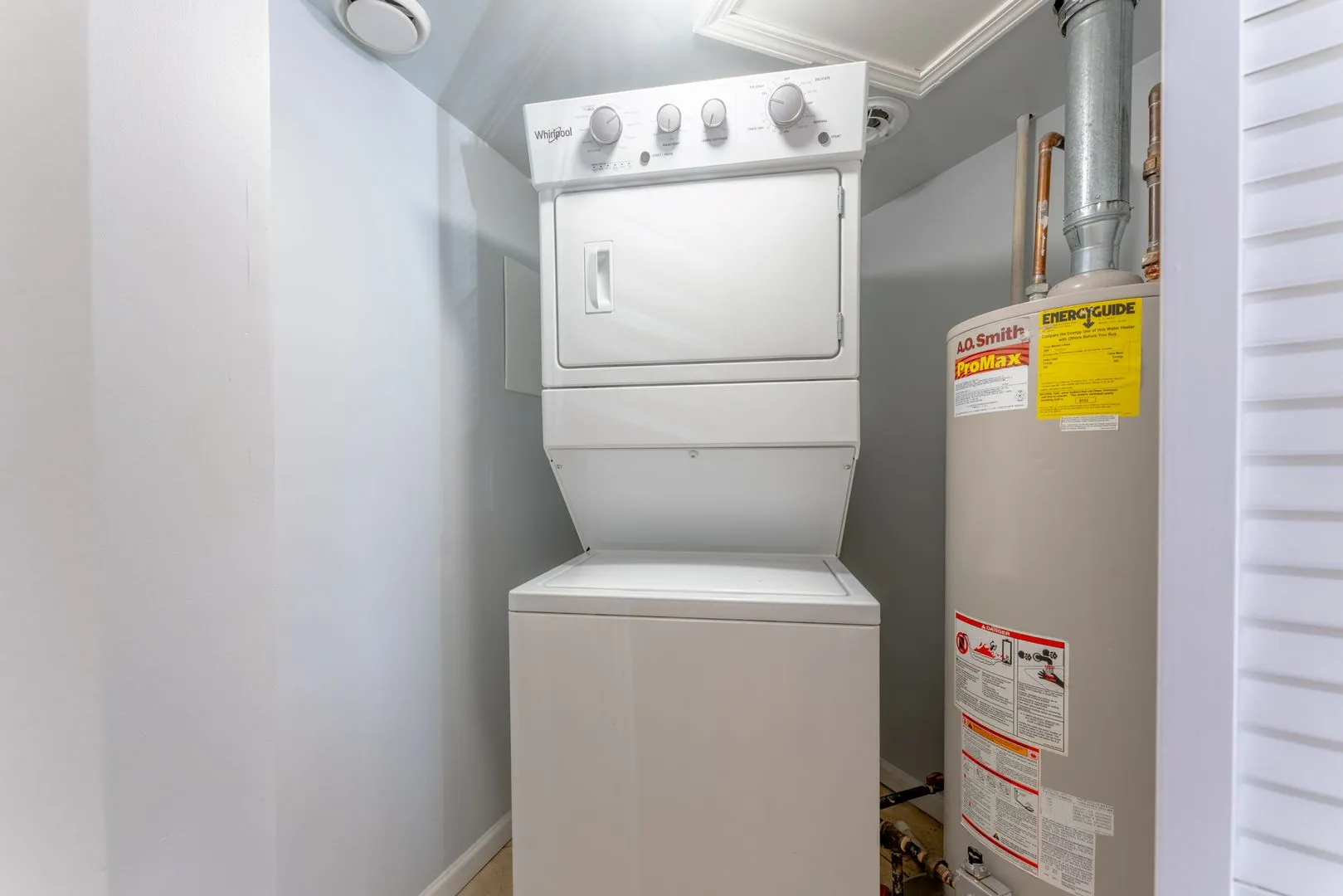2451 W Howard St, ,  60645, USA 60645-unit#206-Chicago-IL