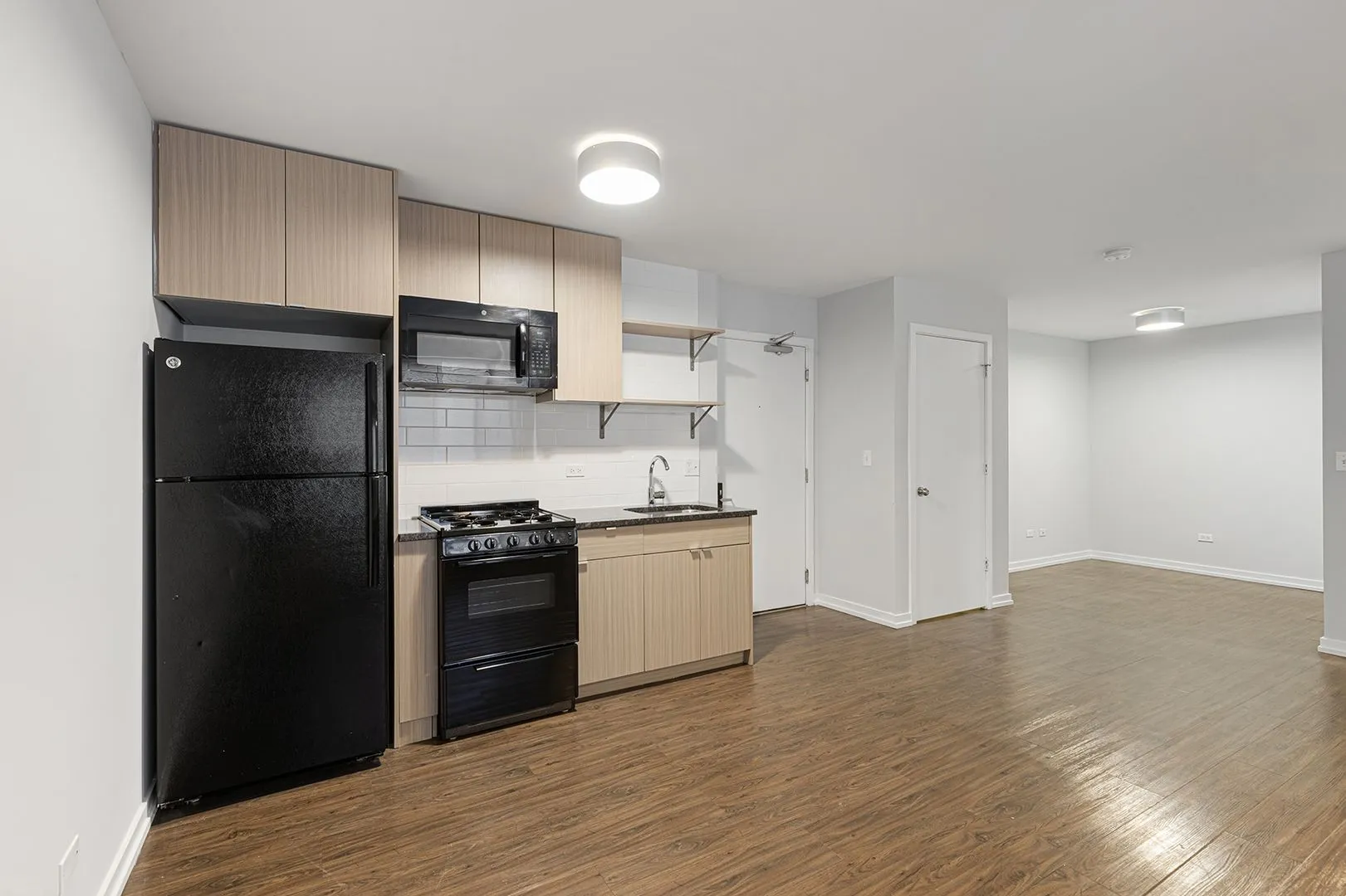 6134 N Kenmore Ave, , 60660, USA 60660-unit#406-Chicago-IL