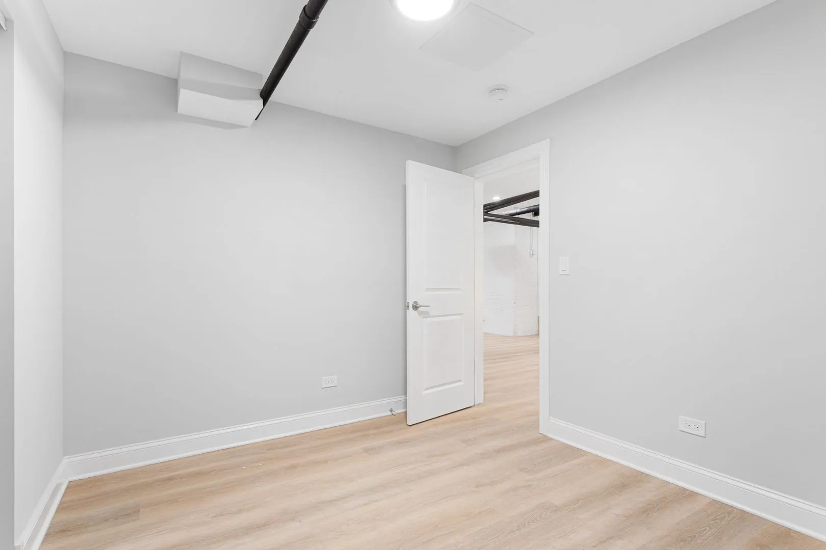 7383 N Damen Ave, ,  60645, USA 60645-unit#G-Chicago-IL