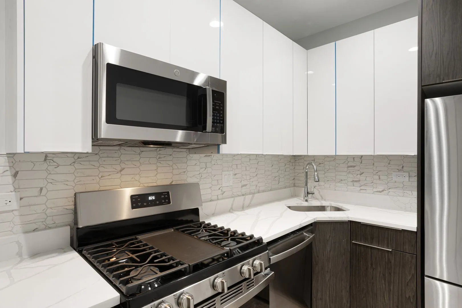6950 N Wolcott Ave, ,  60626, USA 60626-unit#1-Chicago-IL