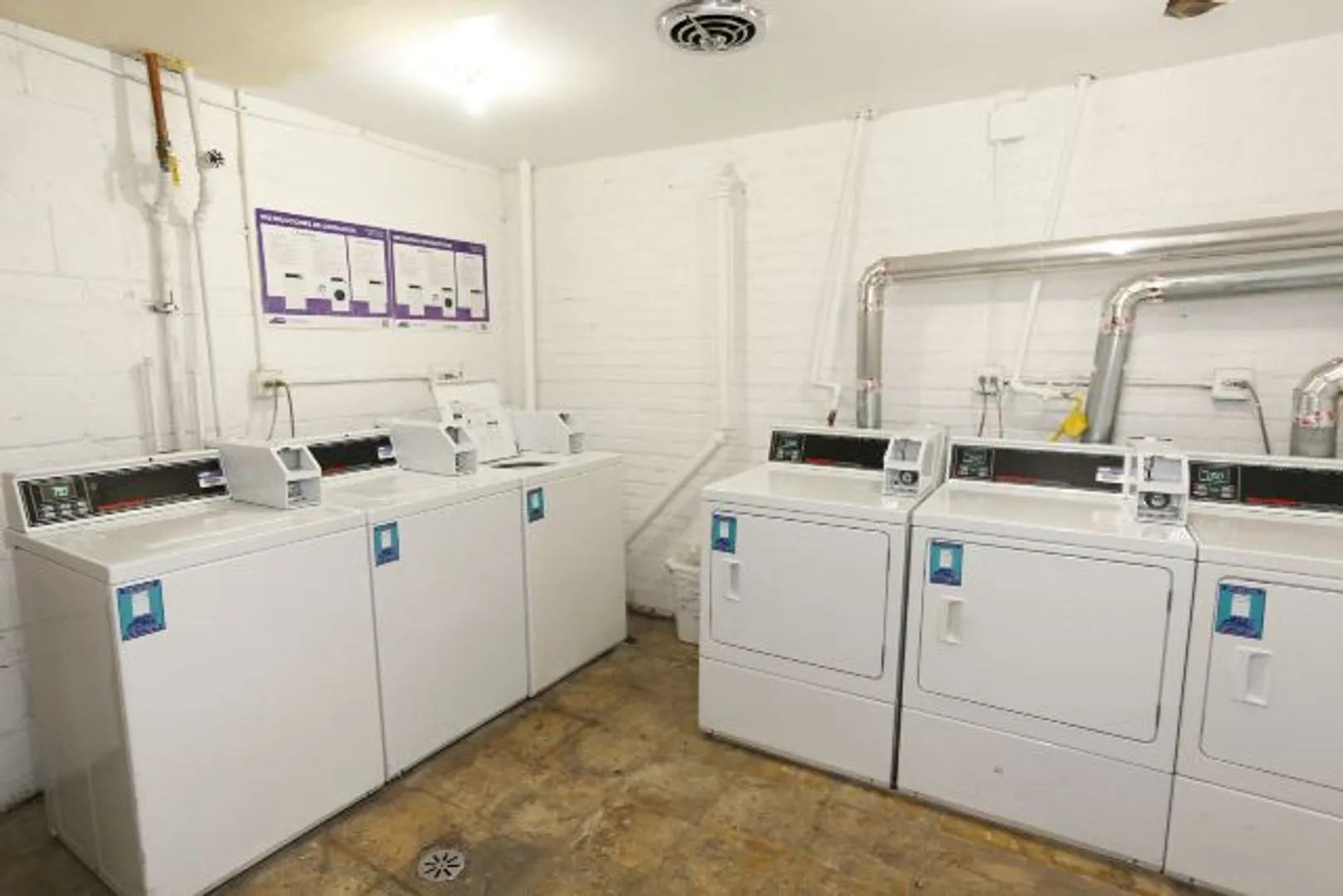 1040 W Hollywood Ave, ,  60660, USA 60660-unit#202-Chicago-IL