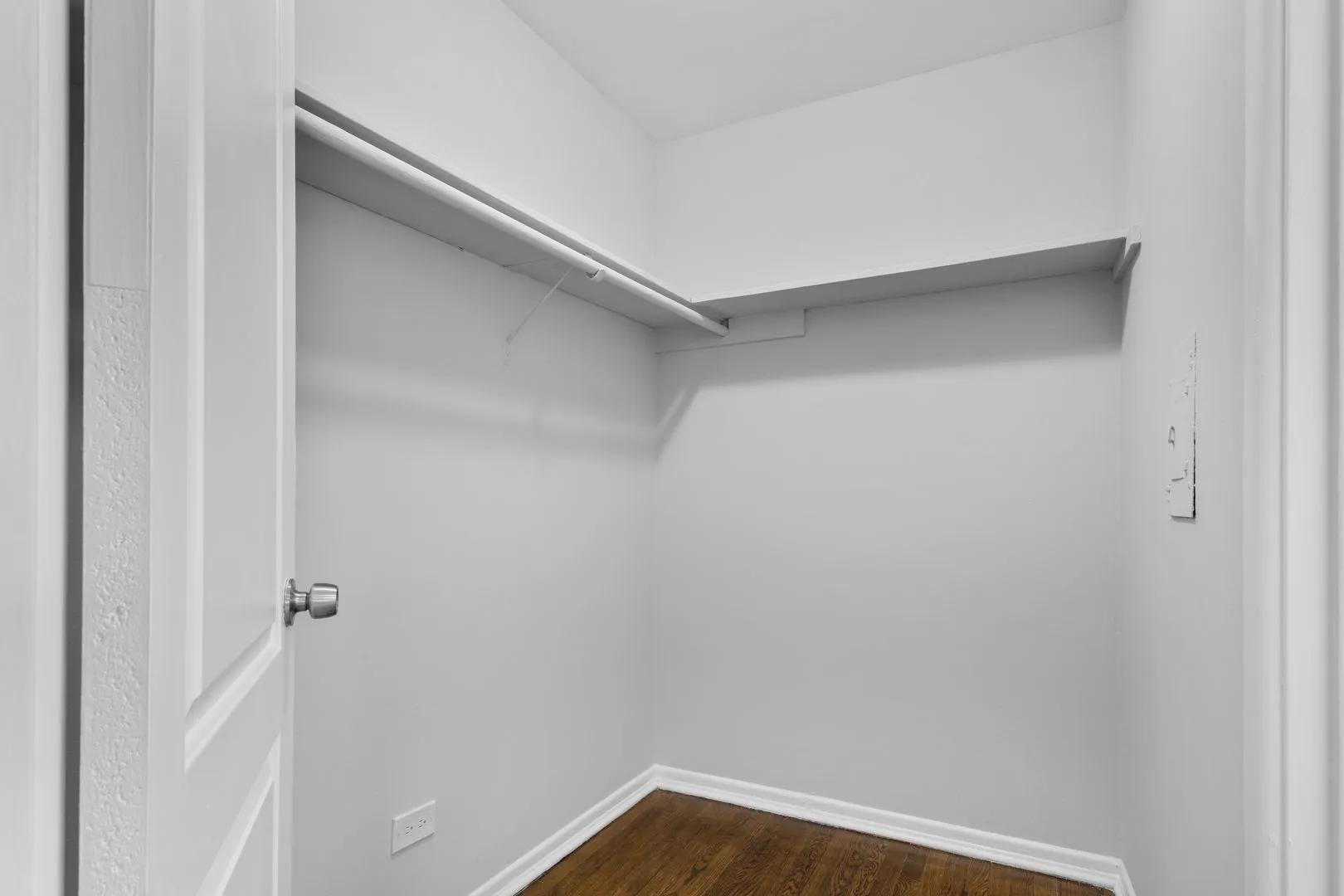 6021 N Winthrop Ave, ,  60660, USA 60660-unit#308-Chicago-IL