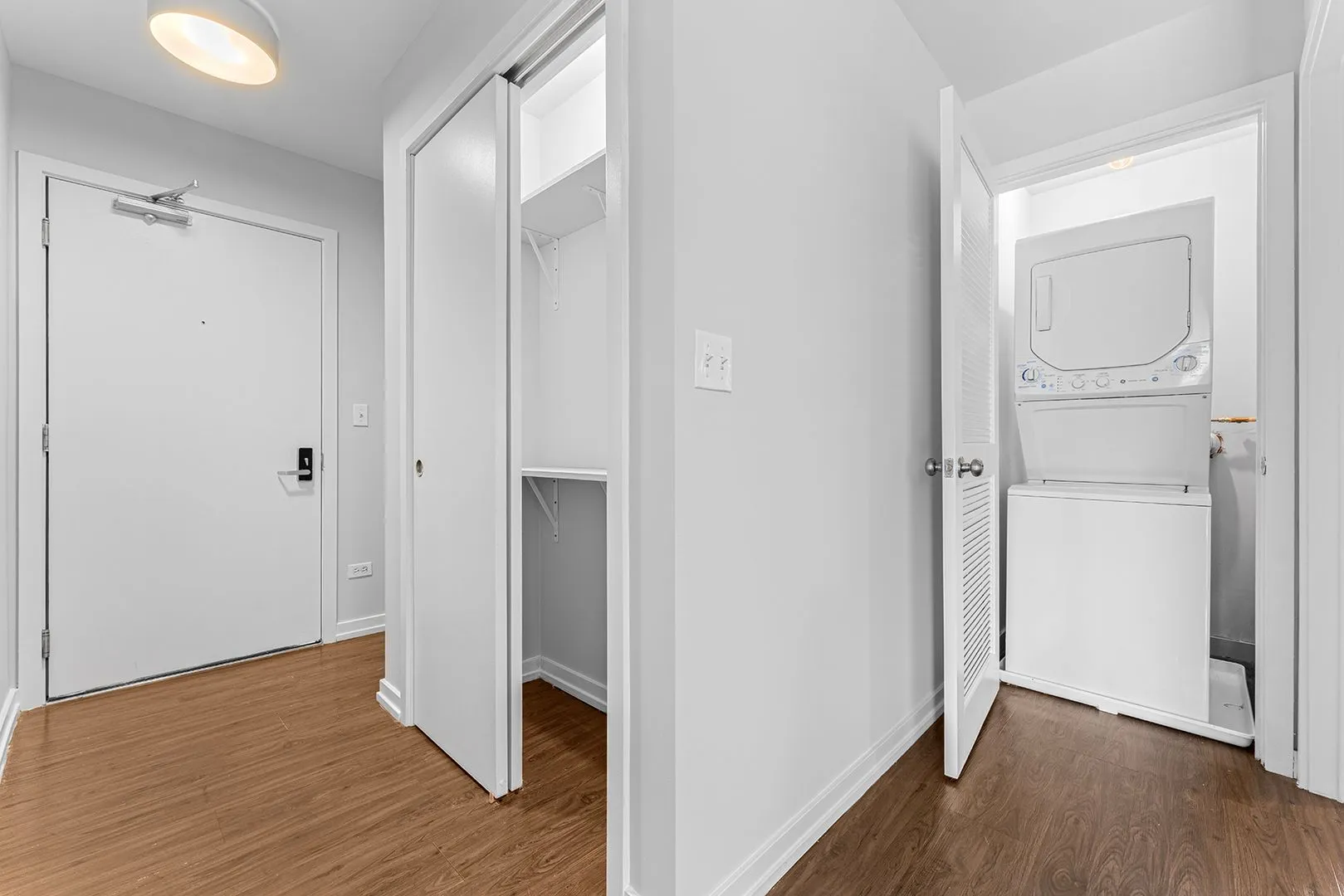 6134 N Kenmore Ave, ,  60660, USA 60660-unit#410-Chicago-IL