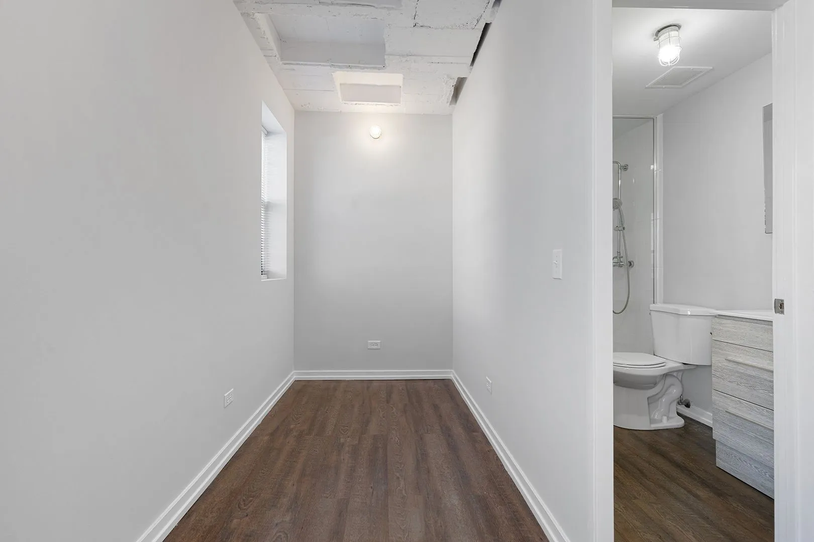 5718 N Winthrop Ave, , 60660, USA 60660-unit#409-Chicago-IL