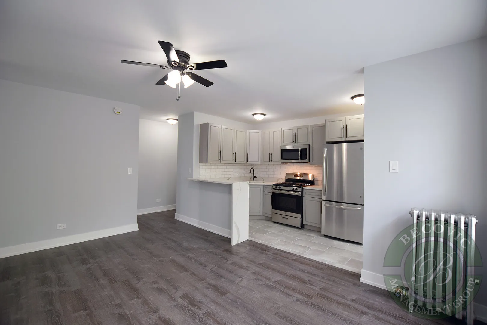 1521 W Sherwin Ave, , 60626, USA 60626-unit#402-Chicago-IL