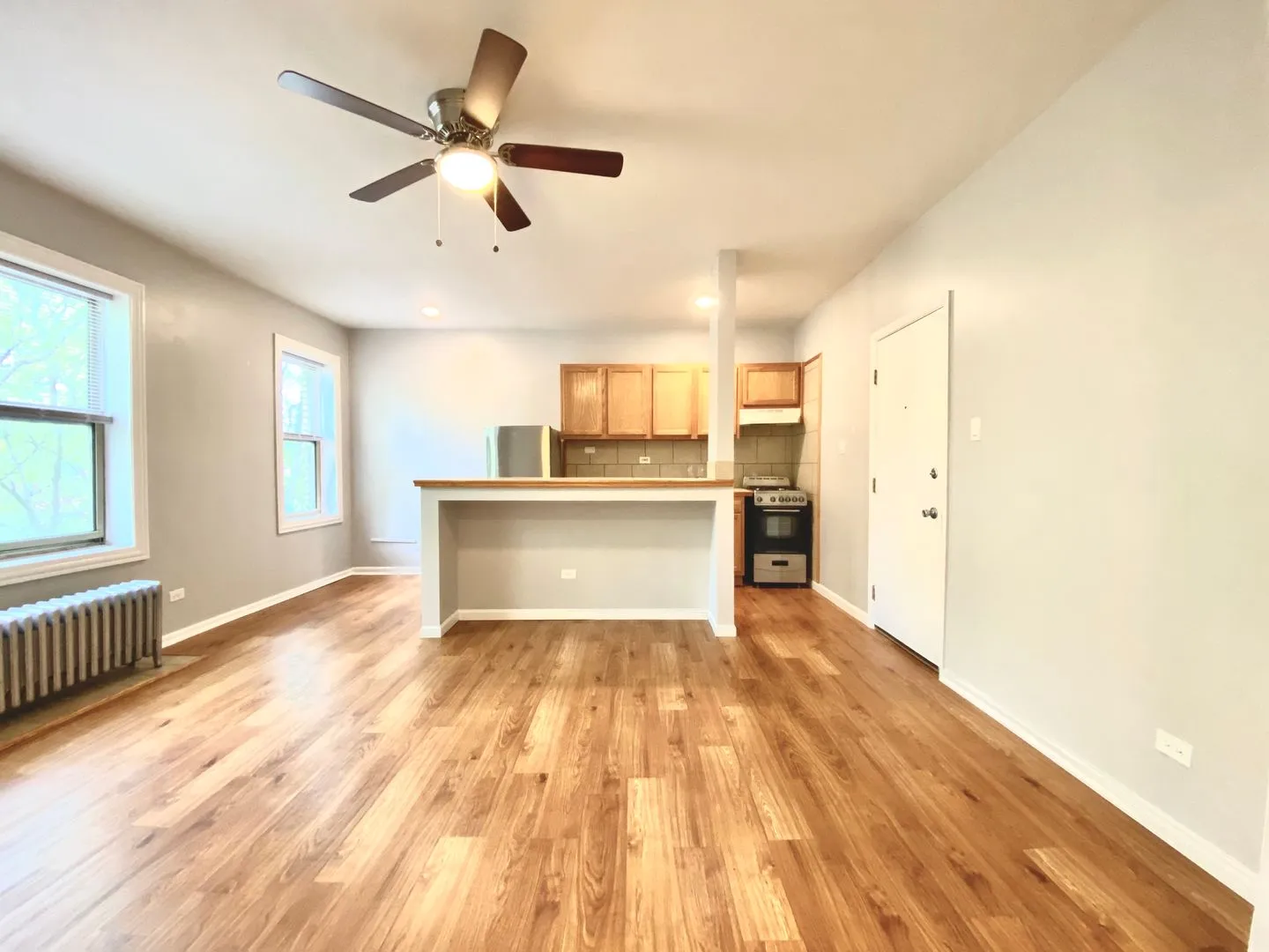 4756 N Maplewood Ave, ,  60625, USA 60625-unit#. 305-Chicago-IL