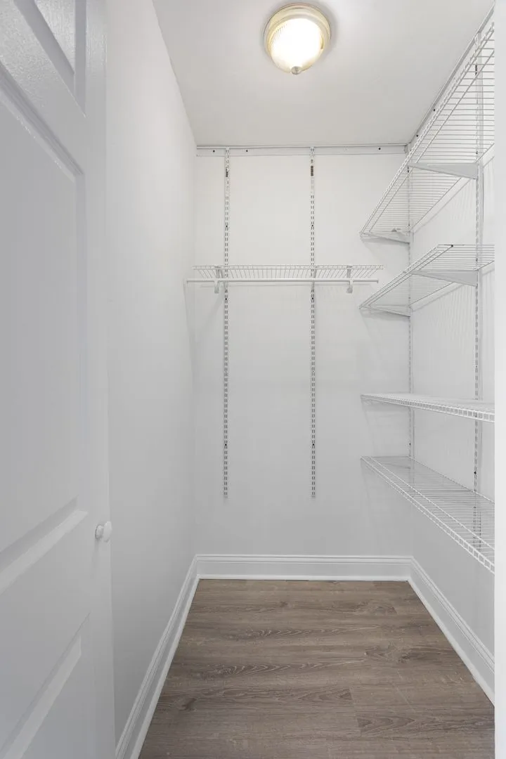 5860 N Kenmore Ave, , 60660, USA 60660-unit#407-Chicago-IL