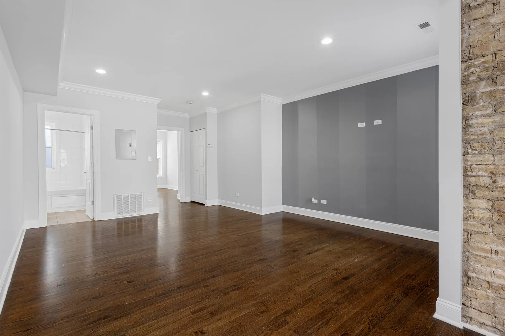 7728 N Ashland Ave, ,  60626, USA 60626-unit#D2-Chicago-IL