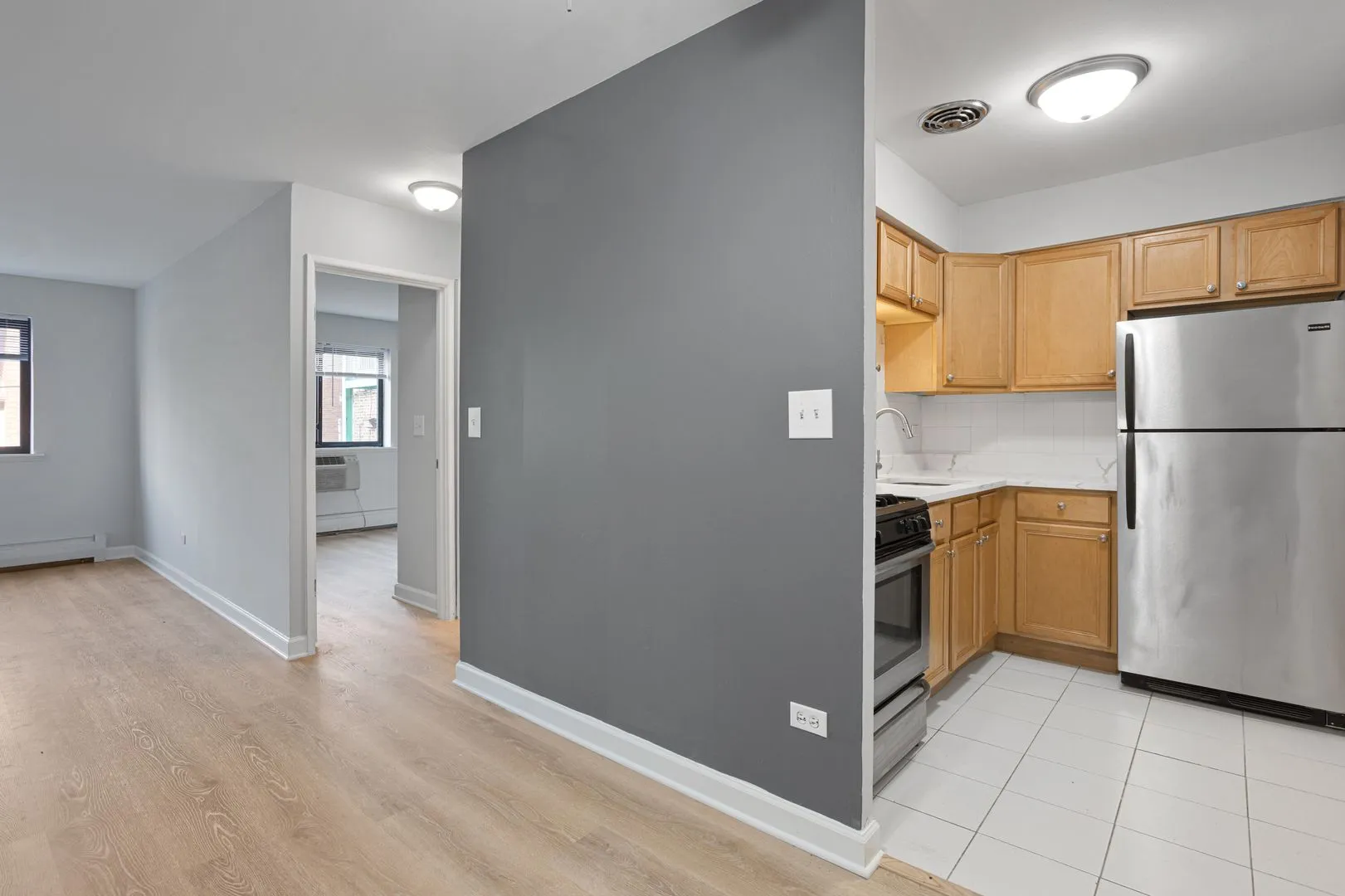 6758 N Sheridan Rd, , 60626, USA 60626-unit#240-Chicago-IL