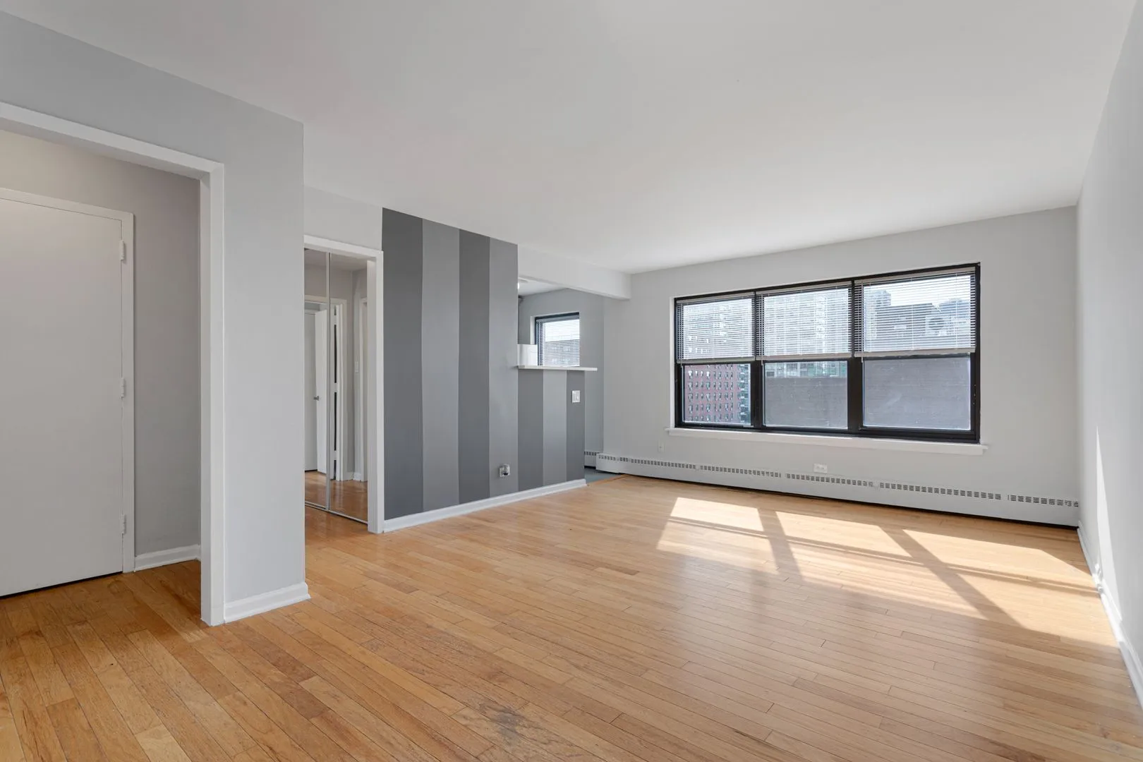 5858 N Sheridan Rd, ,  60660, USA 60660-unit#904-Chicago-IL