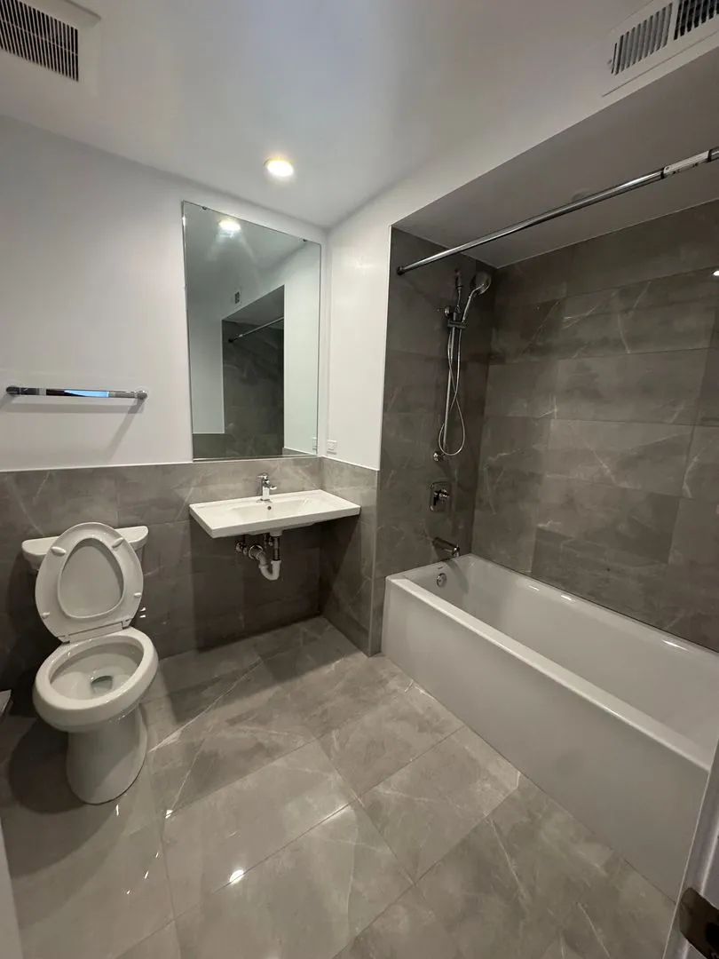 1710 W Lunt Ave, ,  60626, USA 60626-unit#1710-103-Chicago-IL