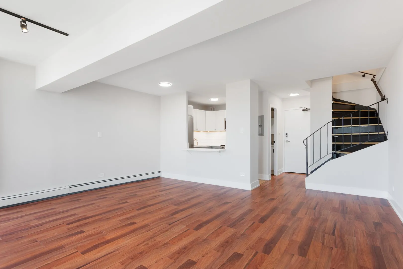 6166 N Sheridan Rd, , 60660, USA 60660-unit#16B-Chicago-IL