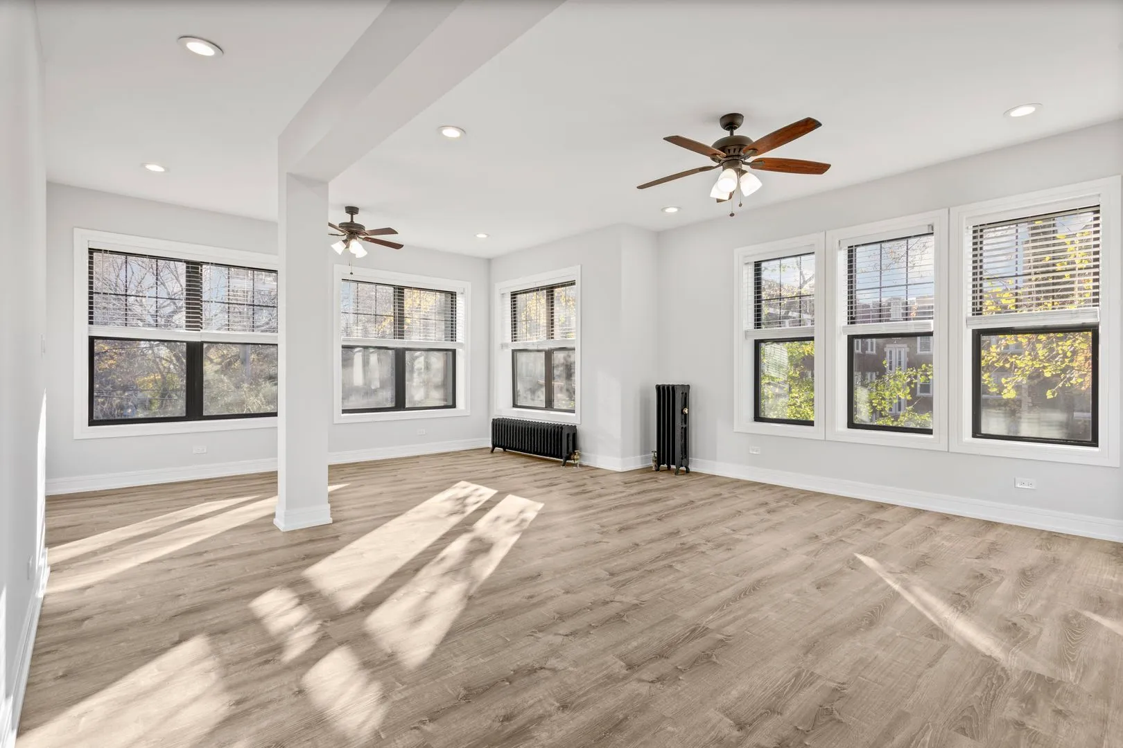 1062 W Glenlake Ave 2nd floor, , 60660, USA 60660-Chicago-IL