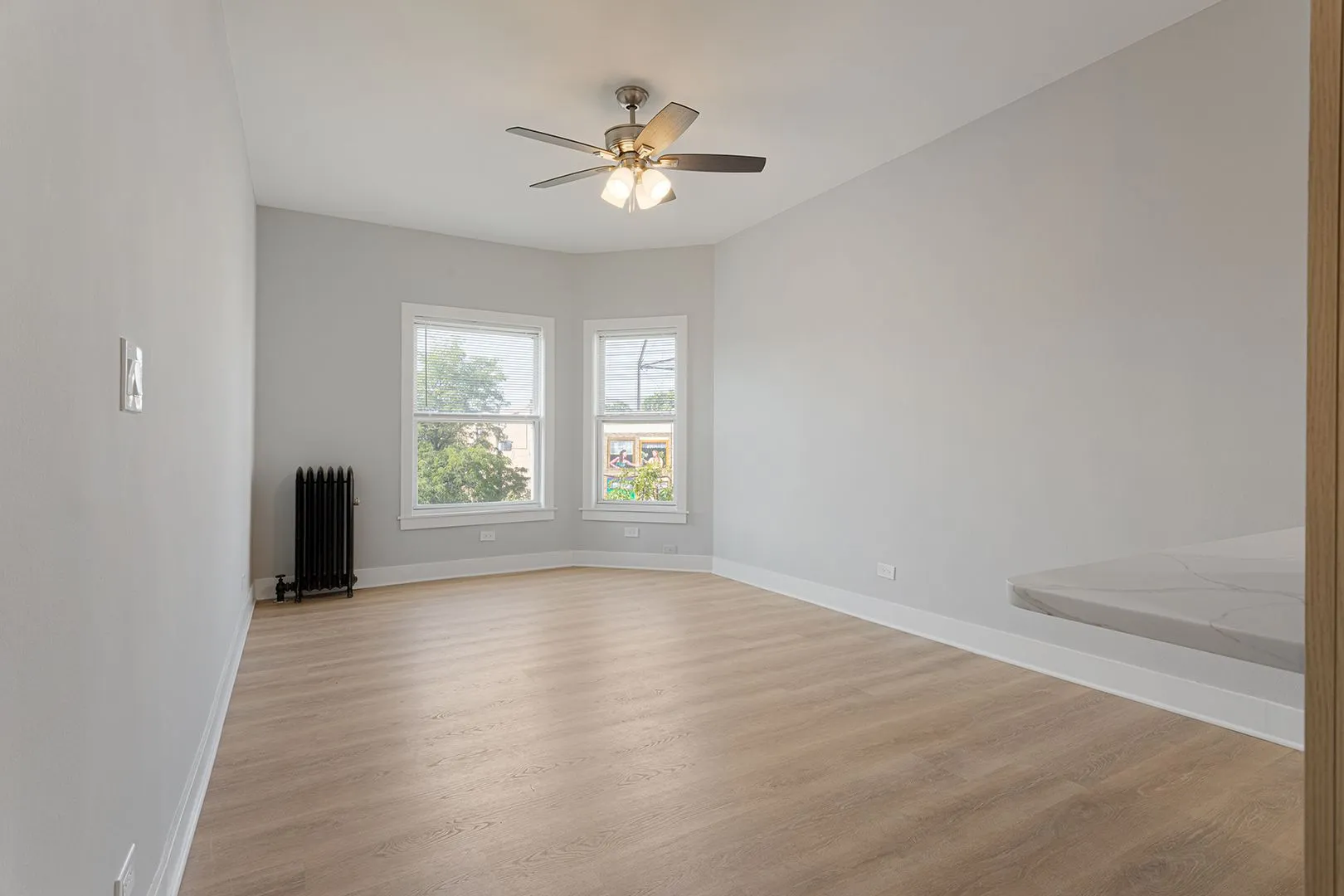 7600 N Sheridan Rd, ,  60626, USA 60626-unit#305-Chicago-IL