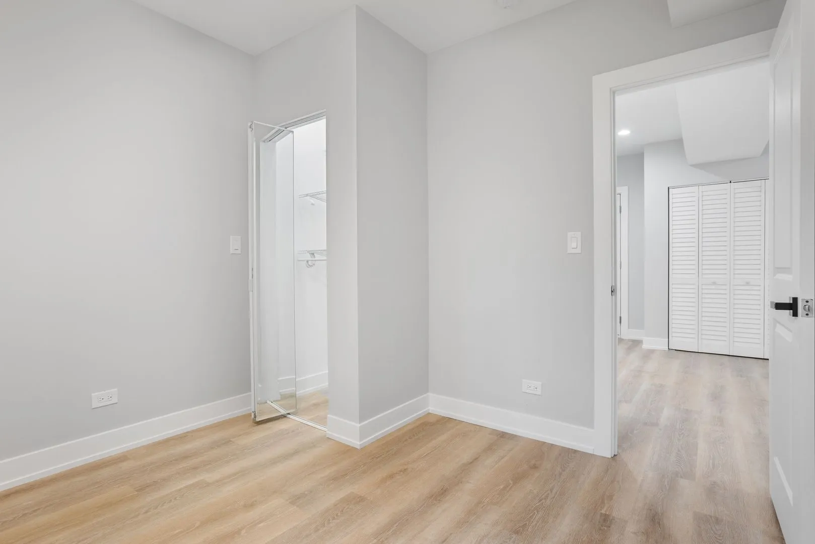 W Juneway Terrace, ,  60626, USA 60626-unit#2T-Chicago-IL