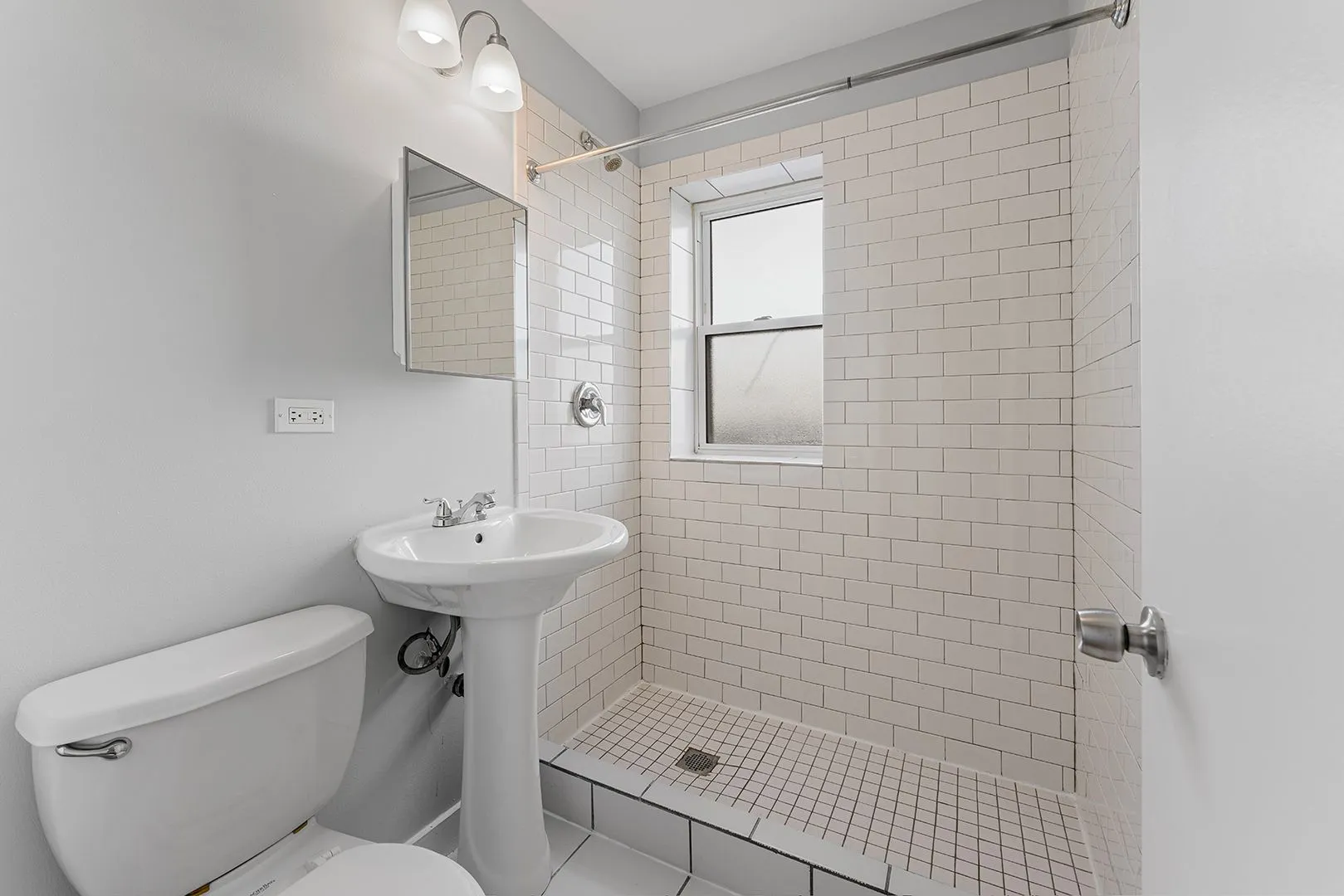 7450 N Greenview Ave, ,  60626, USA 60626-unit#82-Chicago-IL