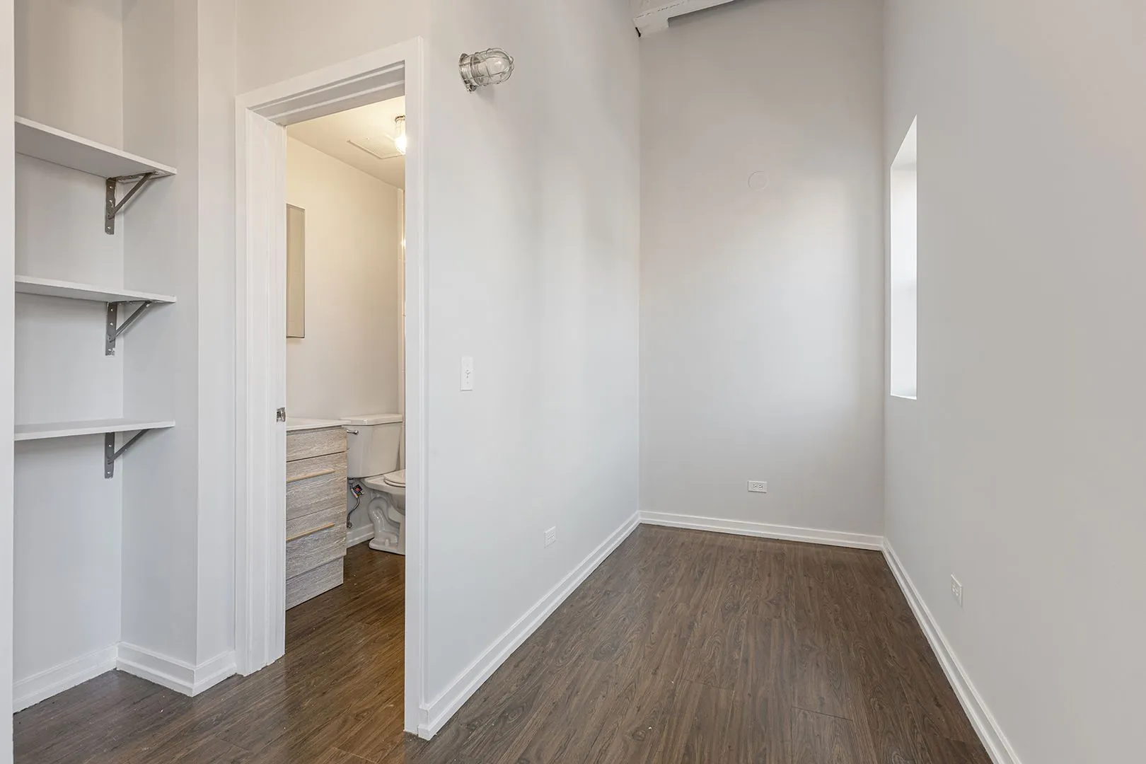5718 N Winthrop Ave, ,  60660, USA 60660-unit#707-Chicago-IL