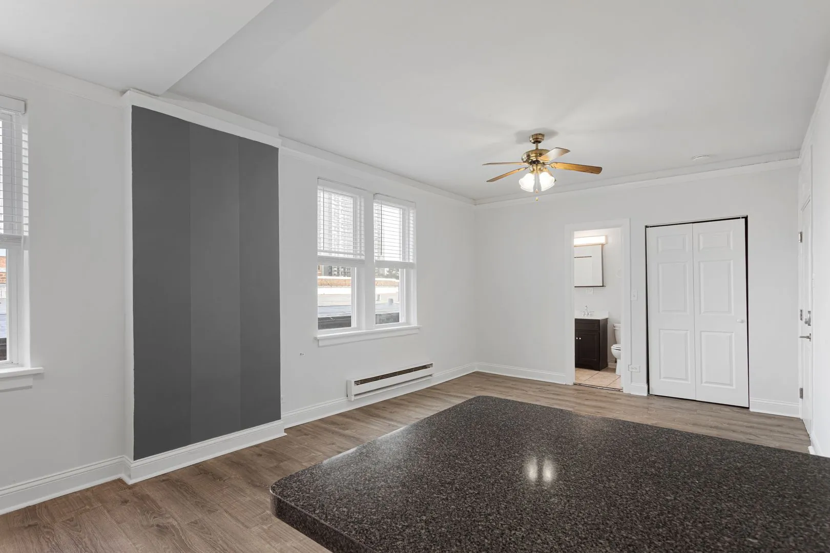 5860 N Kenmore Ave, , 60660, USA 60660-unit#407-Chicago-IL