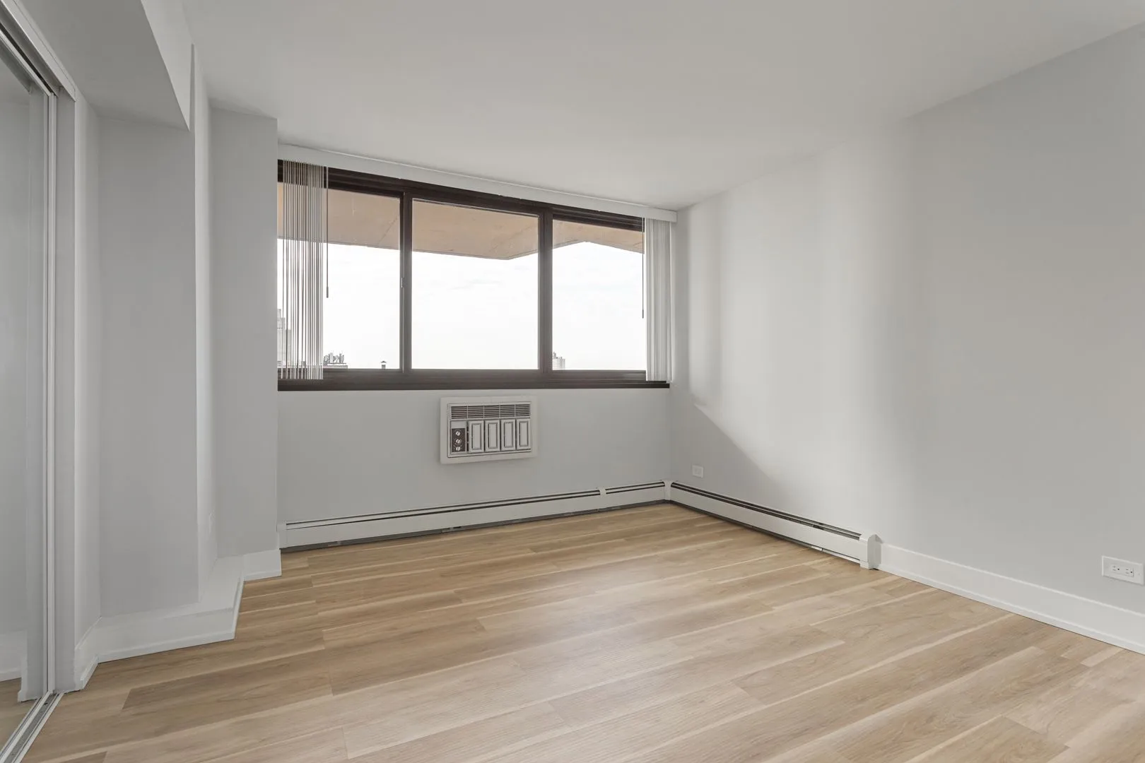 6166 N Sheridan Rd, , 60660, USA 60660-unit#12K-Chicago-IL