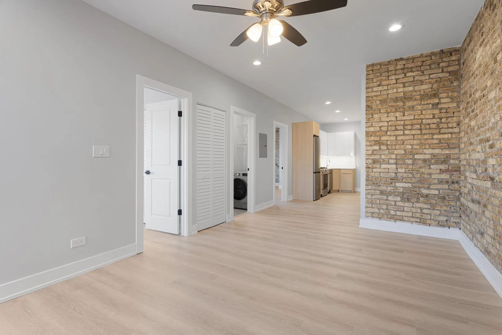 1655 W Jonquil Terrace, ,  60626, USA 60626-unit#32-Chicago-IL