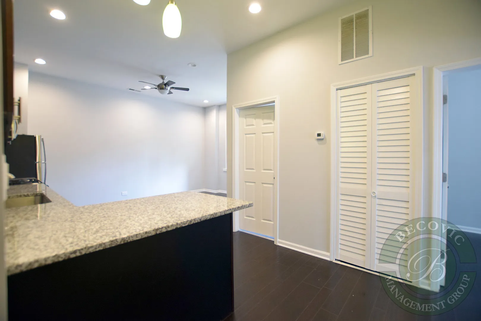 5860 N Kenmore Ave, ,  60660, USA 60660-unit#103-Chicago-IL