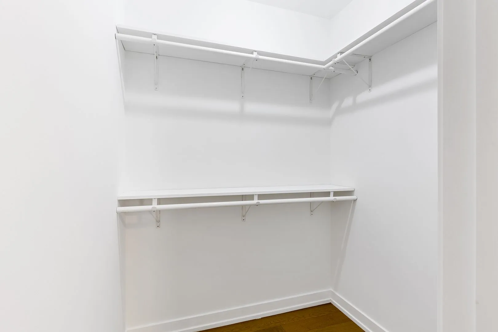 6019 N Winthrop Ave, ,  60660, USA 60660-unit#215-Chicago-IL