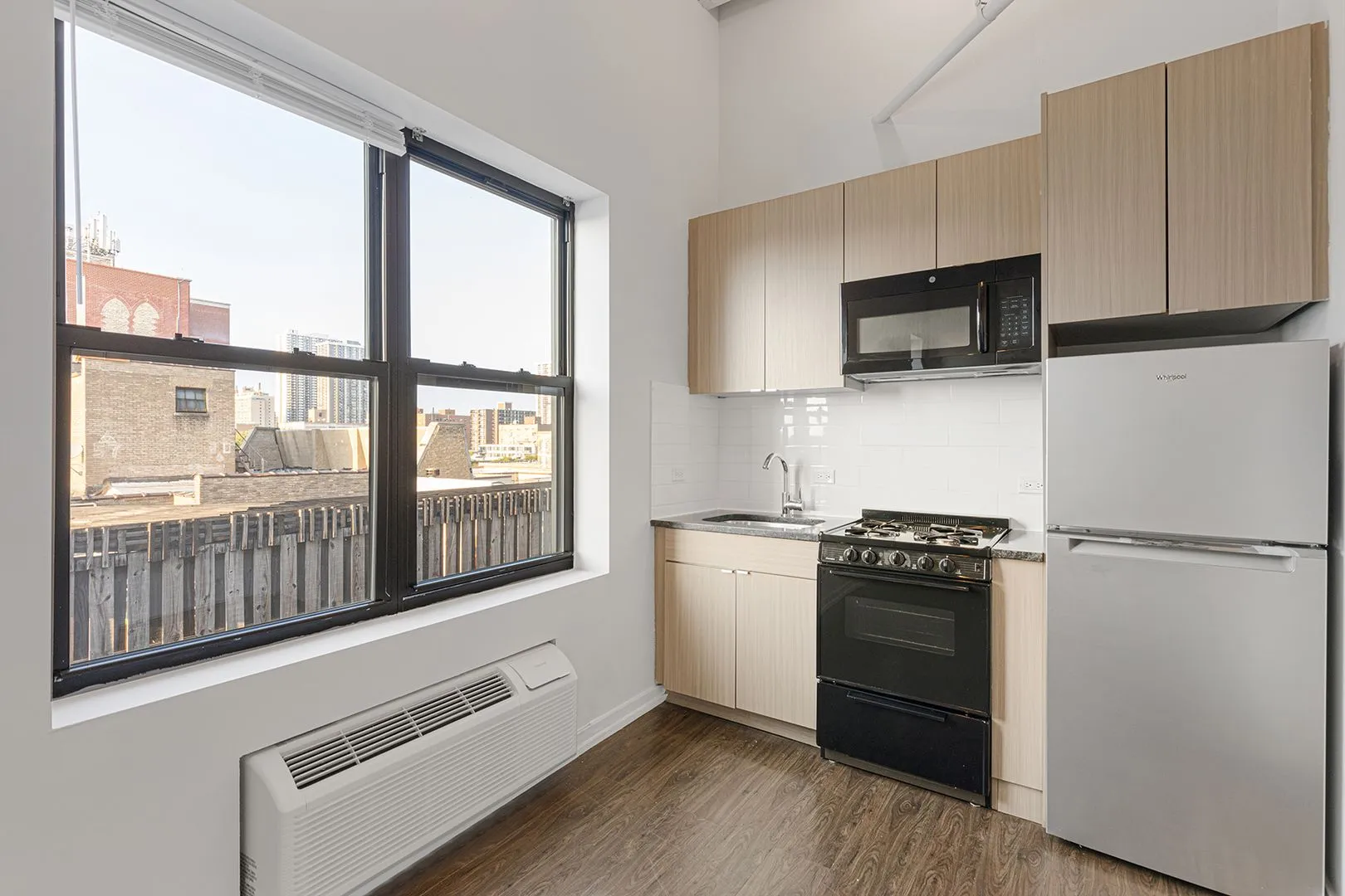 5718 N Winthrop Ave, ,  60660, USA 60660-unit#707-Chicago-IL