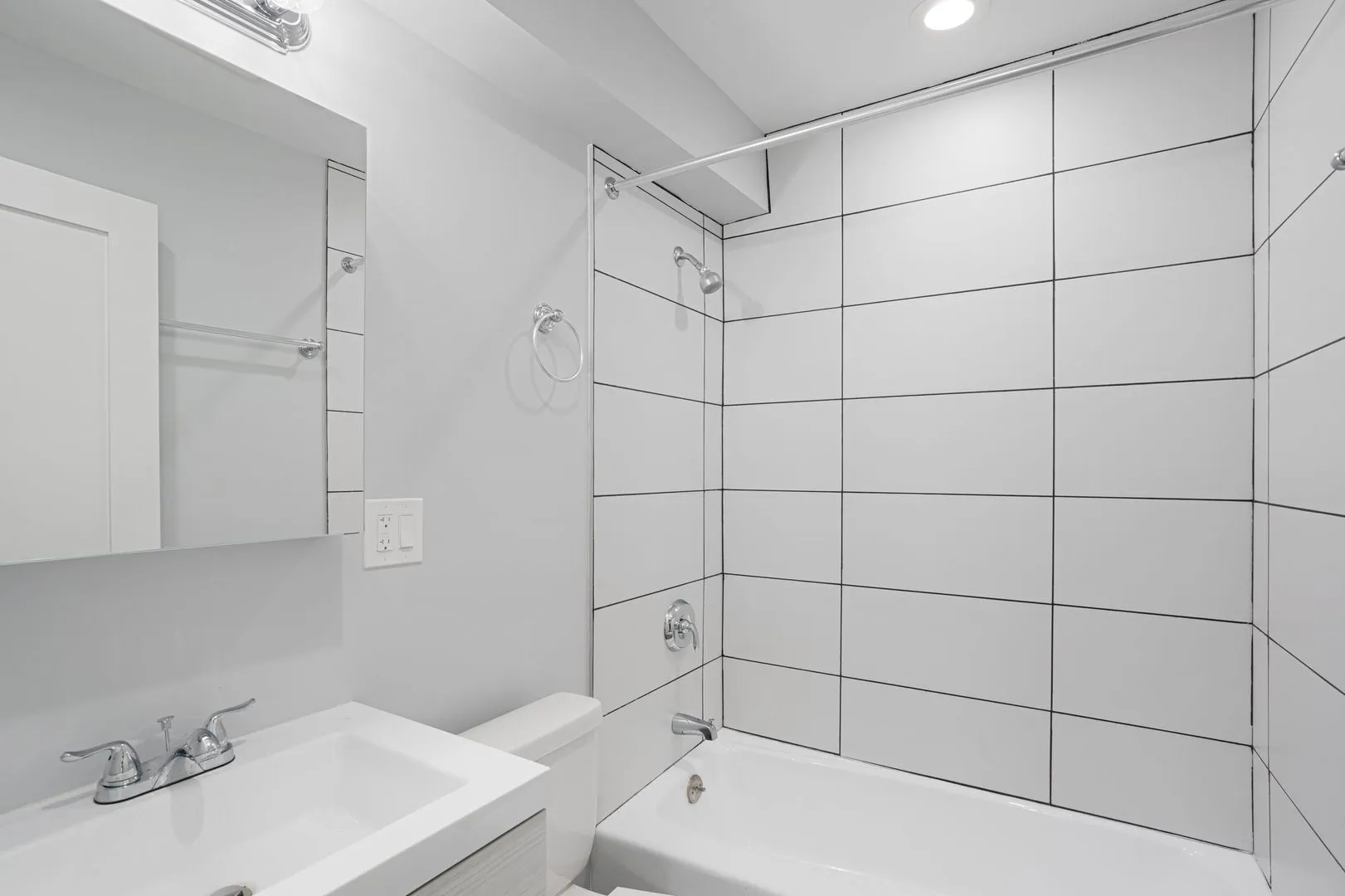 6758 N Sheridan Rd, , 60626, USA 60626-unit#435-Chicago-IL