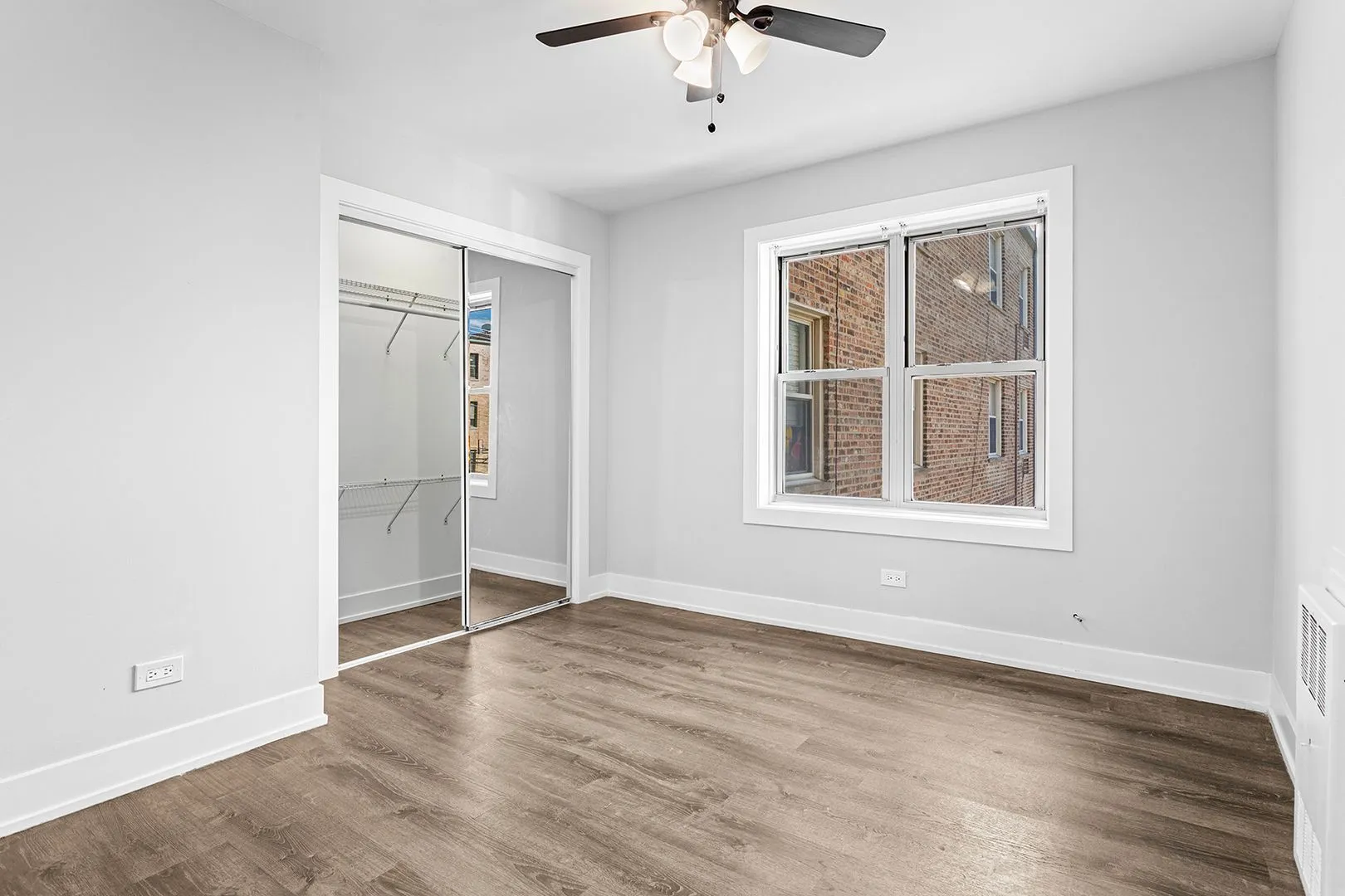 1301 W Estes Ave, ,  60626, USA 60626-unit#3W-Chicago-IL