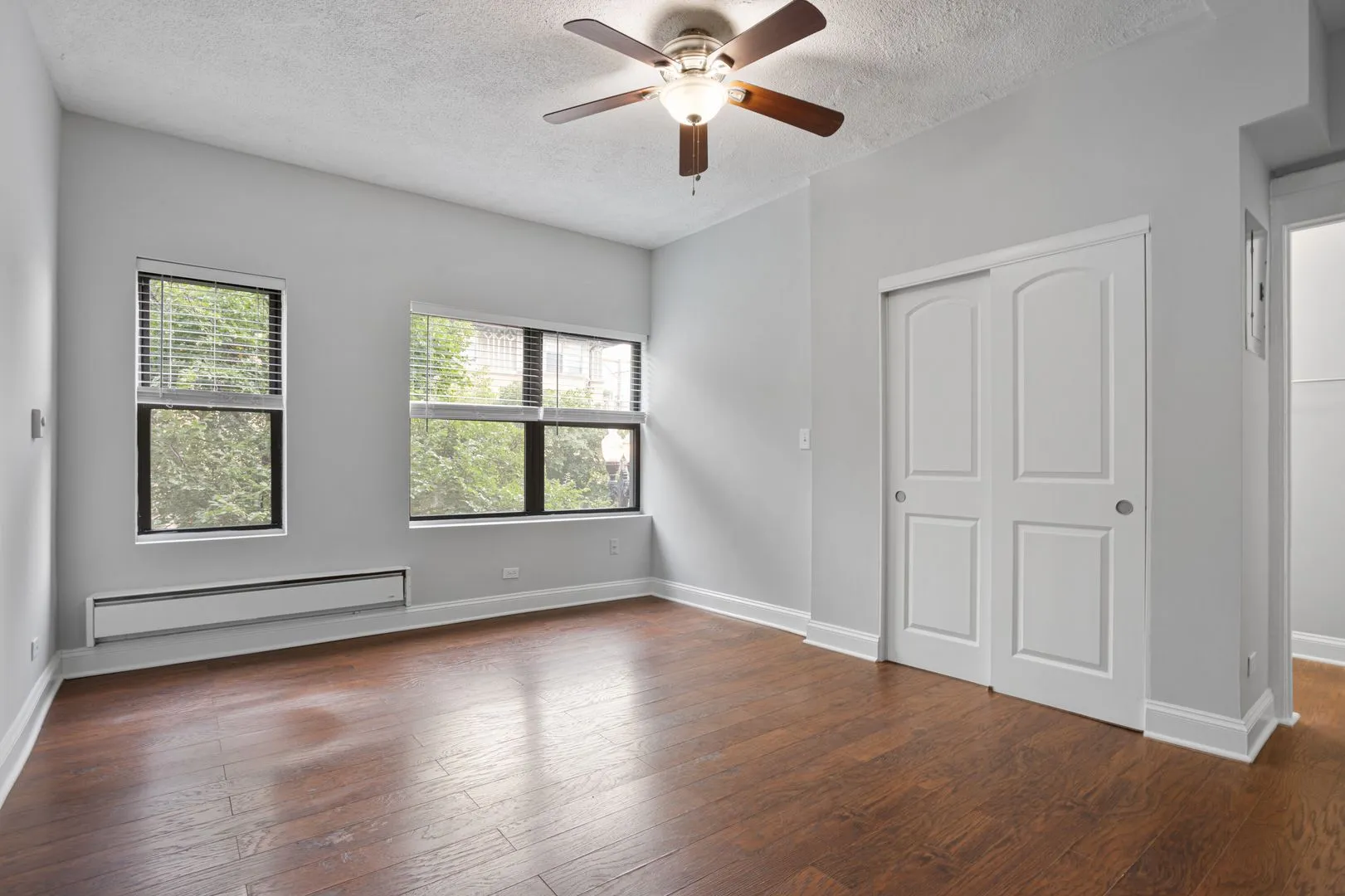 4555 Malden St, ,  60640, USA 60640-unit#207-Chicago-IL
