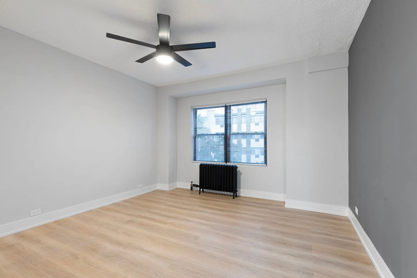 6026 N Winthrop Ave, ,  60660, USA 60660-unit#3E-Chicago-IL