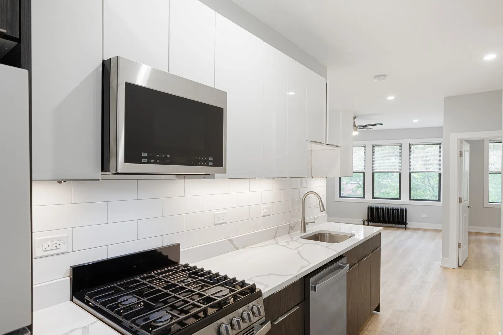 7503 N Eastlake Terrace, ,  60626, USA 60626-unit#3-Chicago-IL