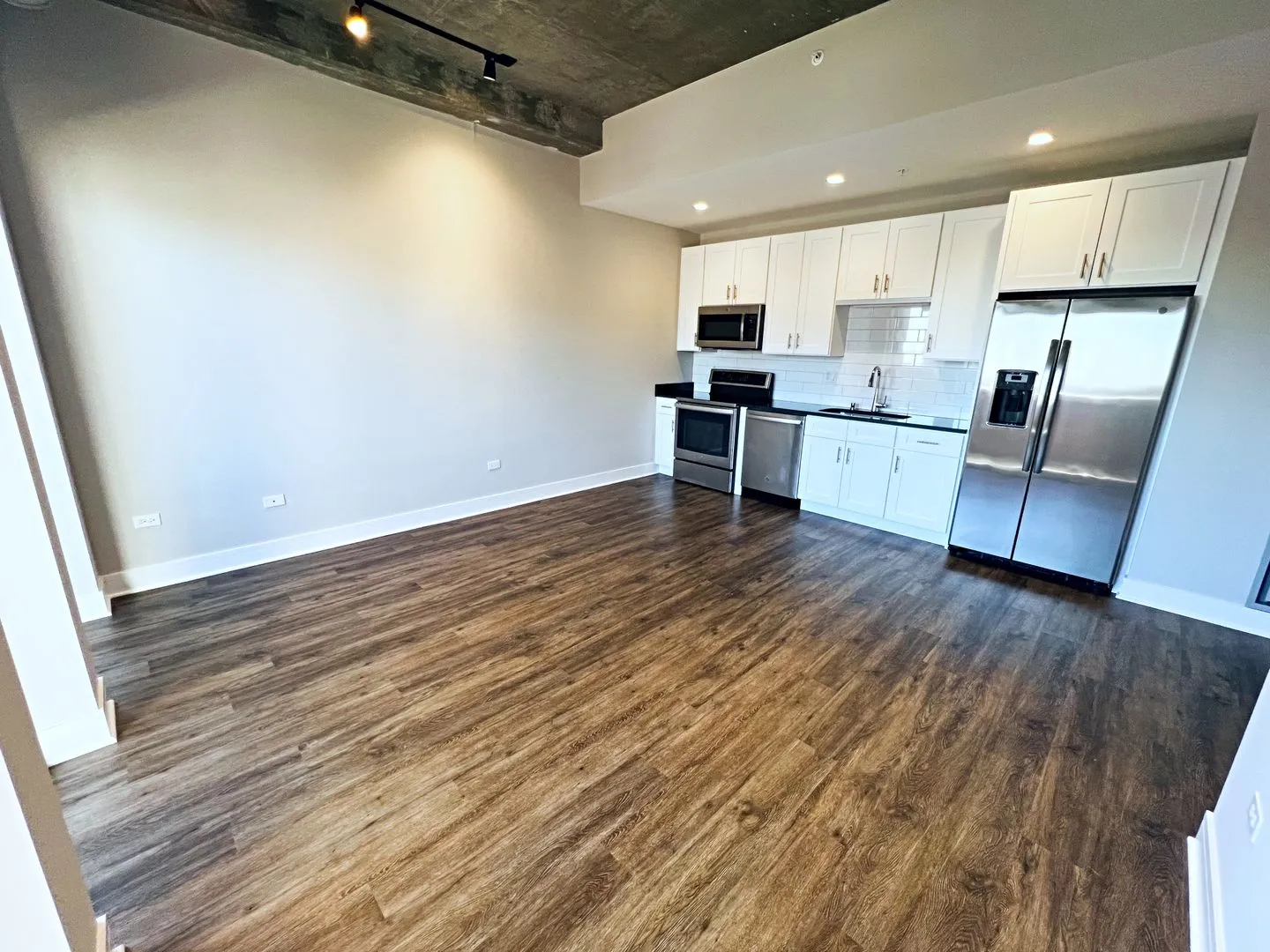 N Broadway, , , USA IL-unit#3833-614-Chicago-IL