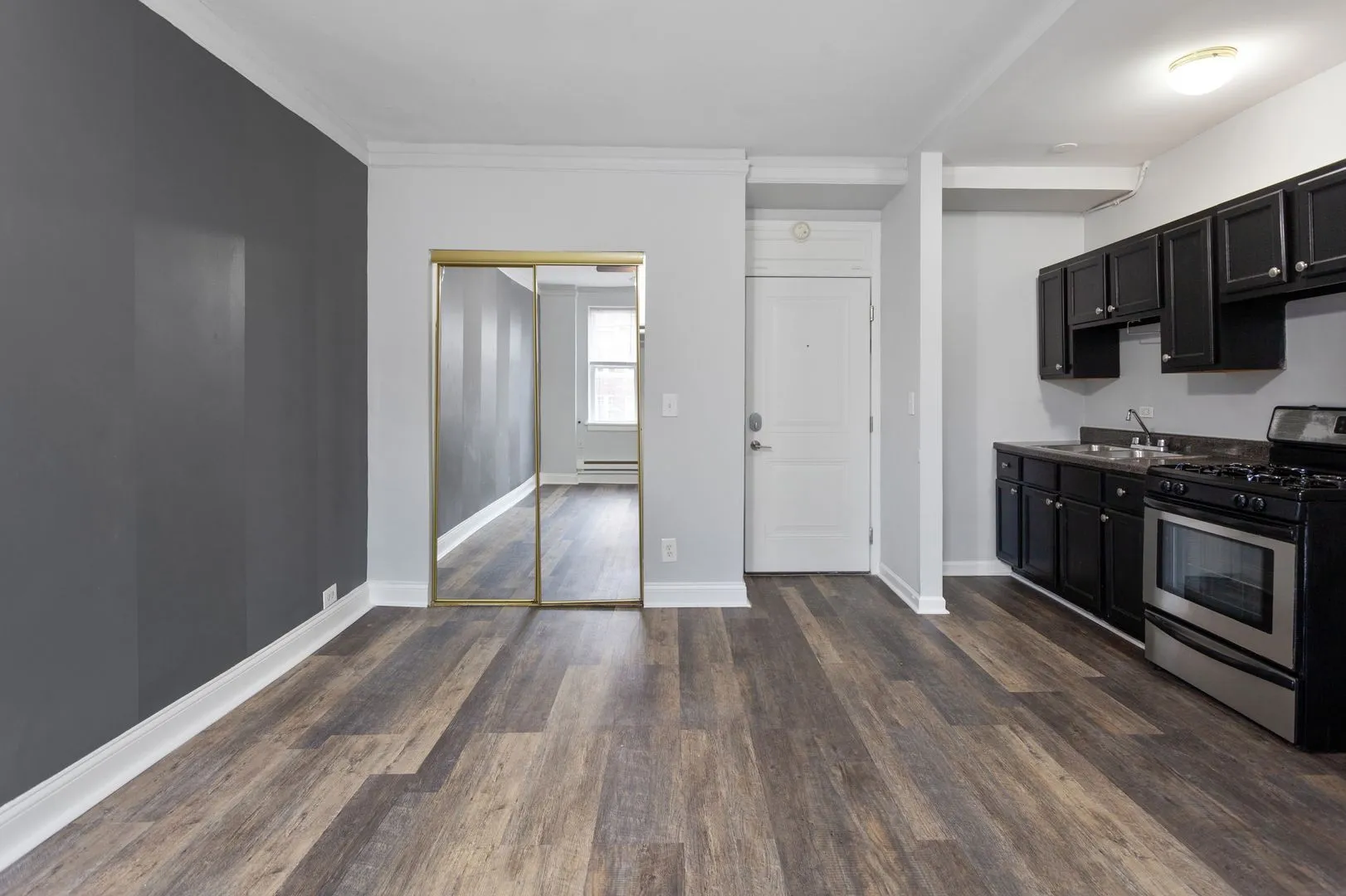 5860 N Kenmore Ave, ,  60660, USA 60660-unit#301-Chicago-IL