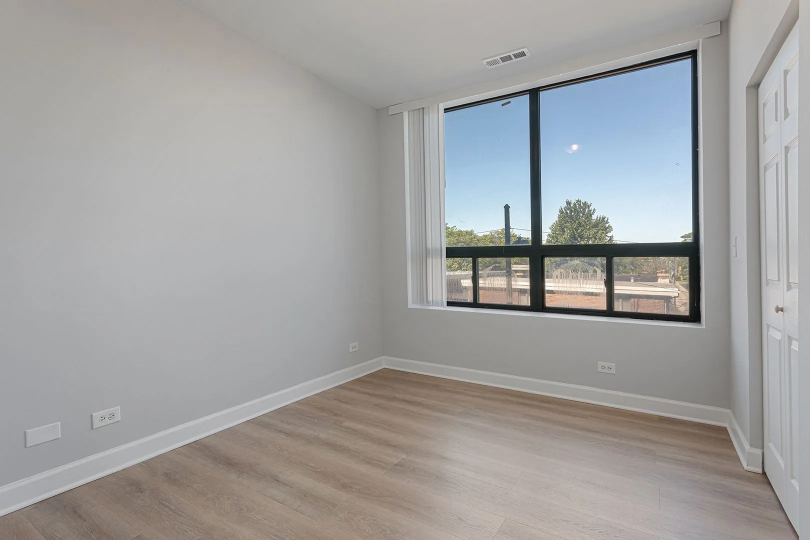 2451 W Howard St, ,  60645, USA 60645-unit#205-Chicago-IL