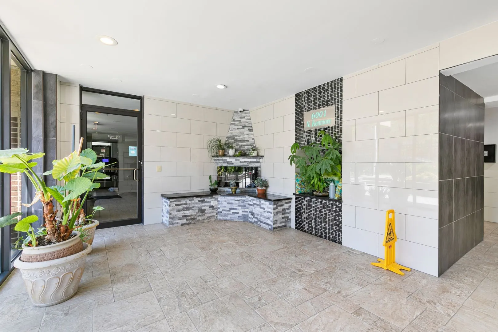 6001 N Kenmore Ave, ,  60660, USA 60660-unit#307-Chicago-IL
