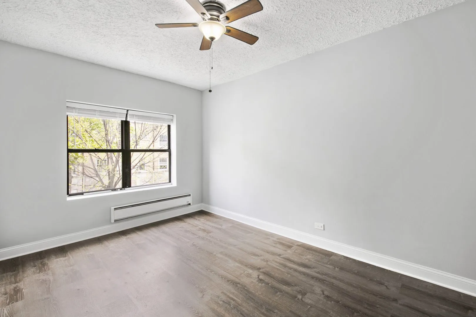 4555 Malden St, ,  60640, USA 60640-unit#205-Chicago-IL