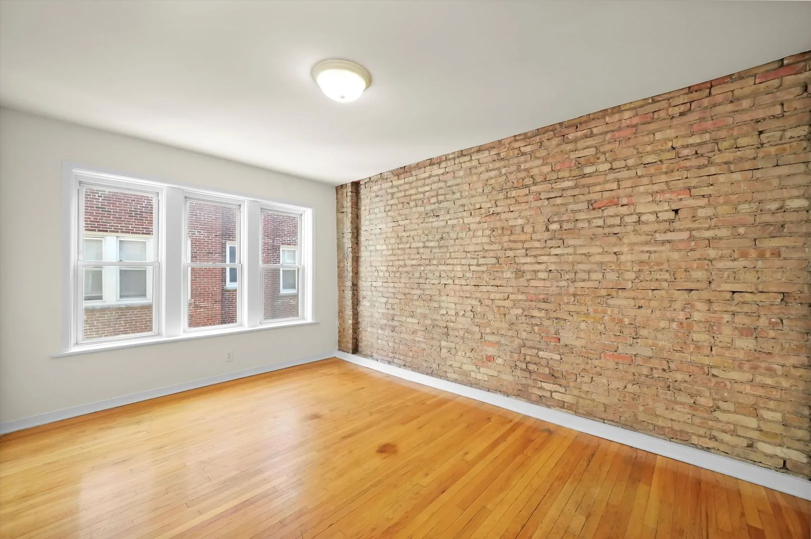 3038 W Wellington Ave, ,  60618, USA 60618-unit#3-Chicago-IL