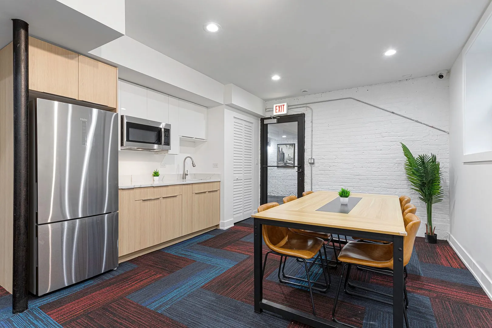 1556 W Juneway Terrace, , 60626, USA 60626-unit#1K-Chicago-IL