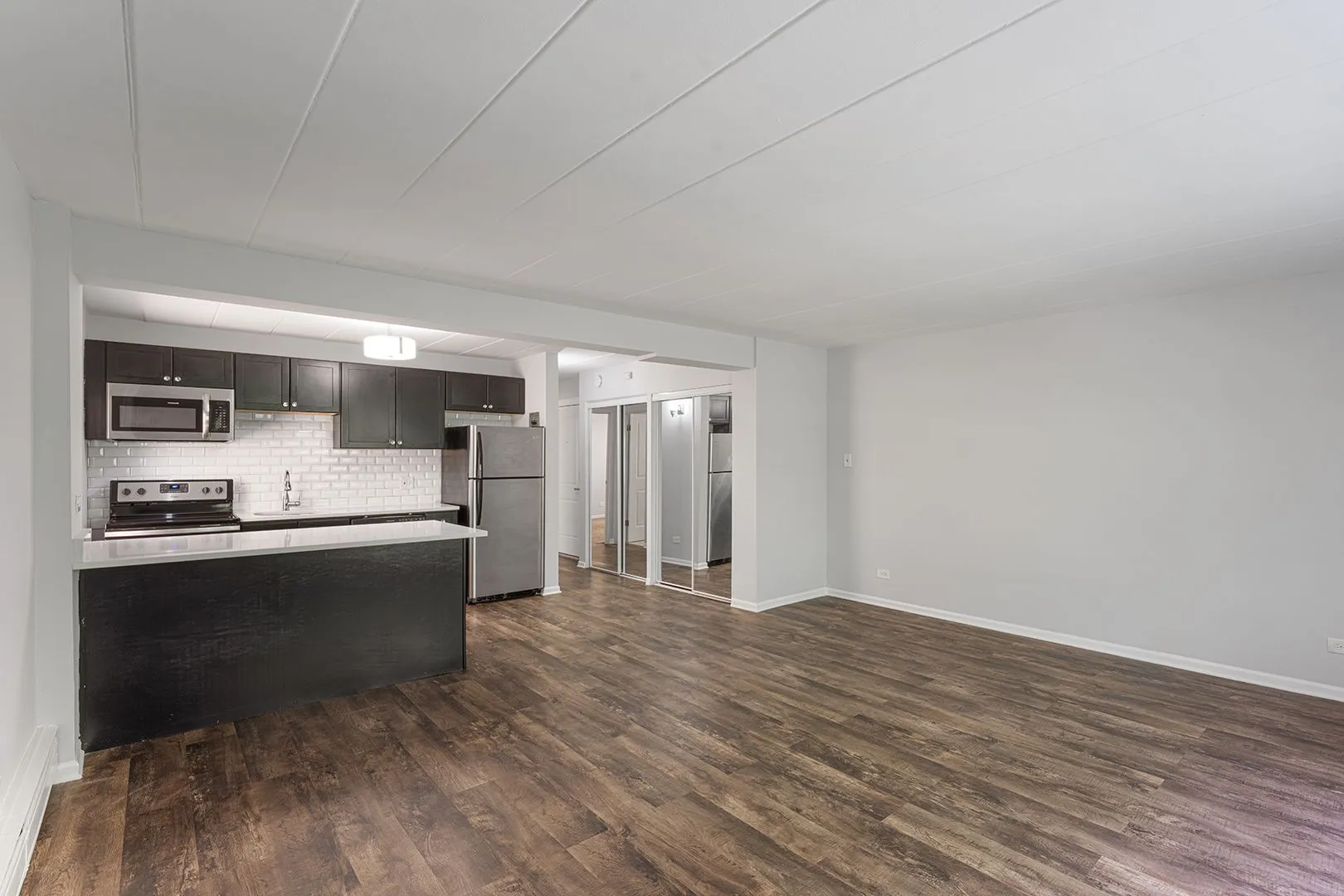 6007 N Kenmore Ave, , 60660, USA 60660-unit#405-Chicago-IL