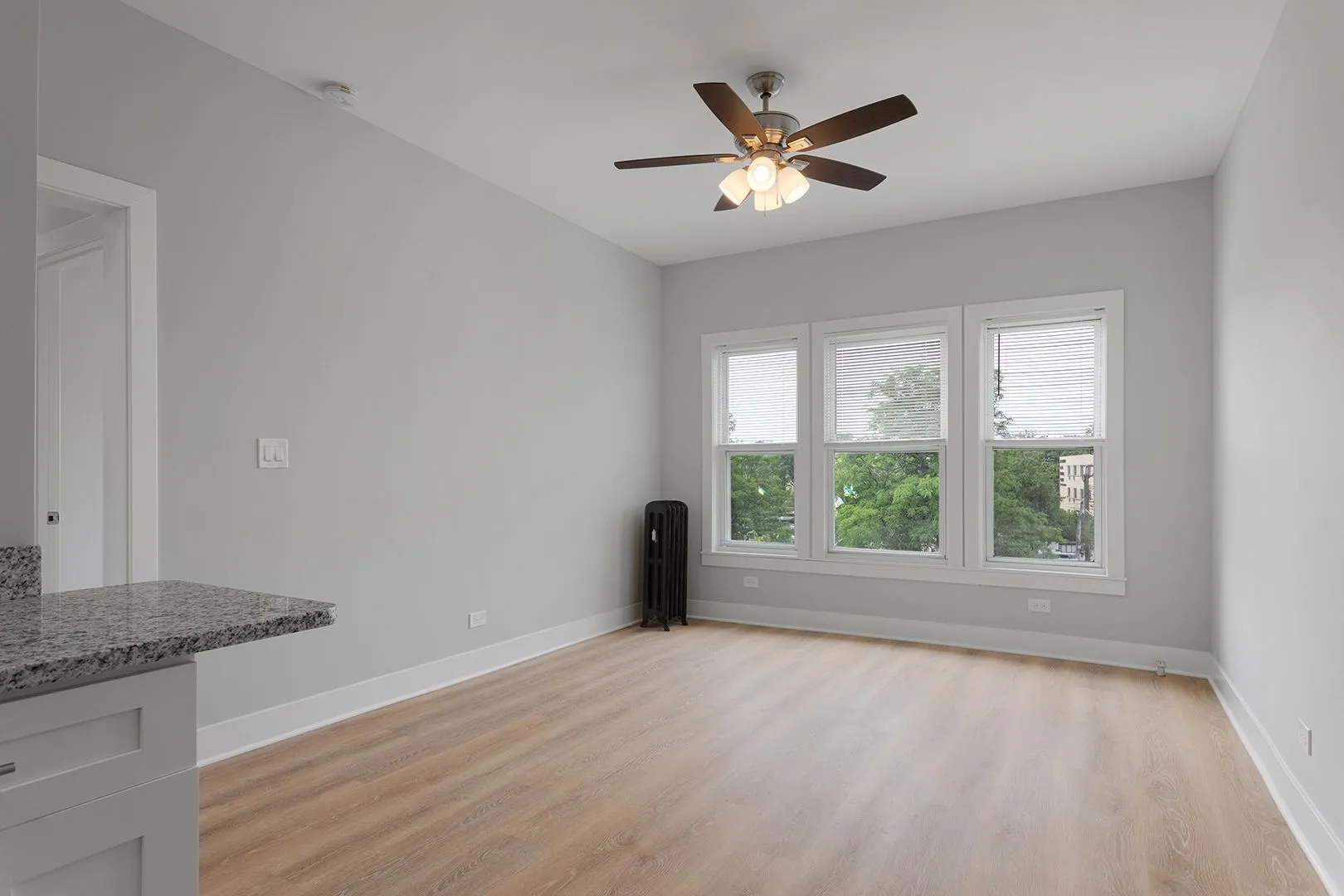 7600 N Sheridan Rd, ,  60626, USA 60626-unit#306-Chicago-IL
