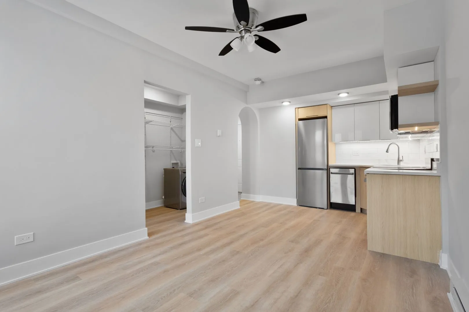 1634 W Howard St, , 60626, USA 60626-unit#211-Chicago-IL