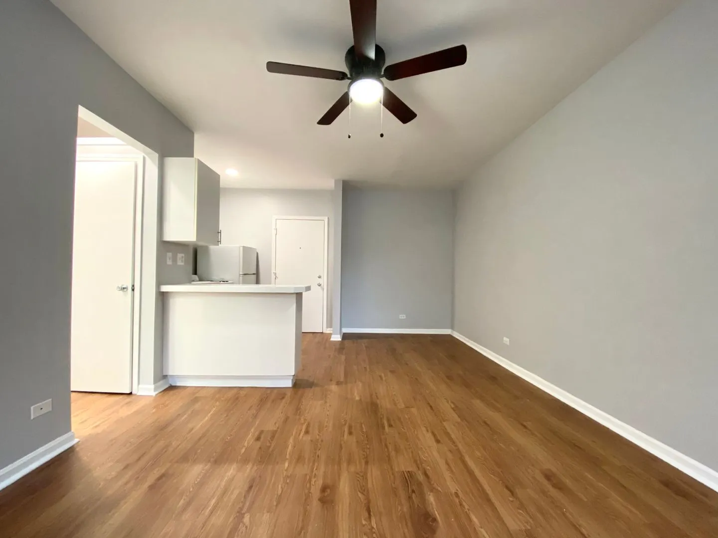 4031 N Kenmore Ave, ,  60613, USA 60613-unit#.203-Chicago-IL