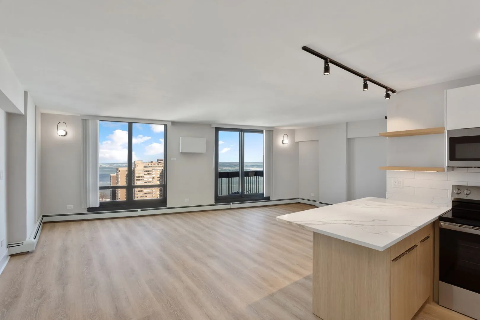 6166 N Sheridan Rd, , 60660, USA 60660-unit#28E-Chicago-IL