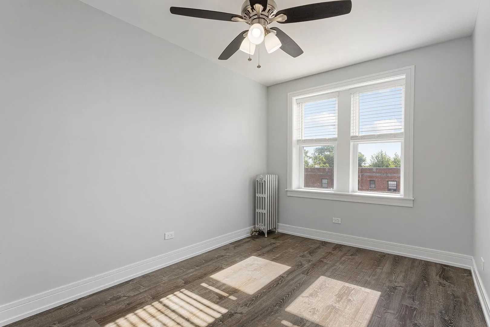 1521 W Sherwin Ave, ,  60626, USA 60626-unit#504-Chicago-IL