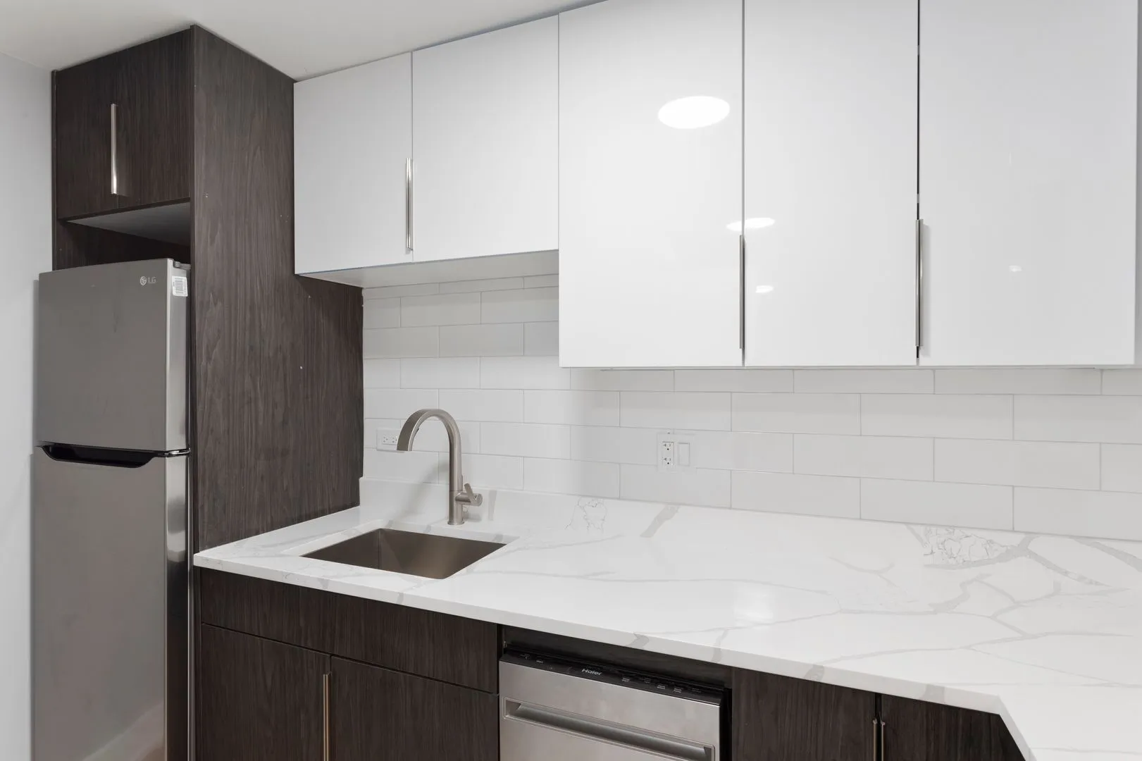 6026 N Winthrop Ave, ,  60660, USA 60660-unit#3C-Chicago-IL