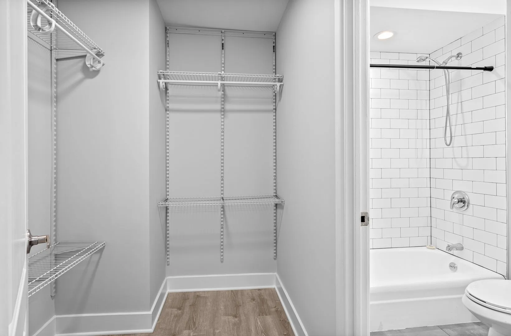 6001 N Kenmore Ave, ,  60660, USA 60660-unit#502-Chicago-IL