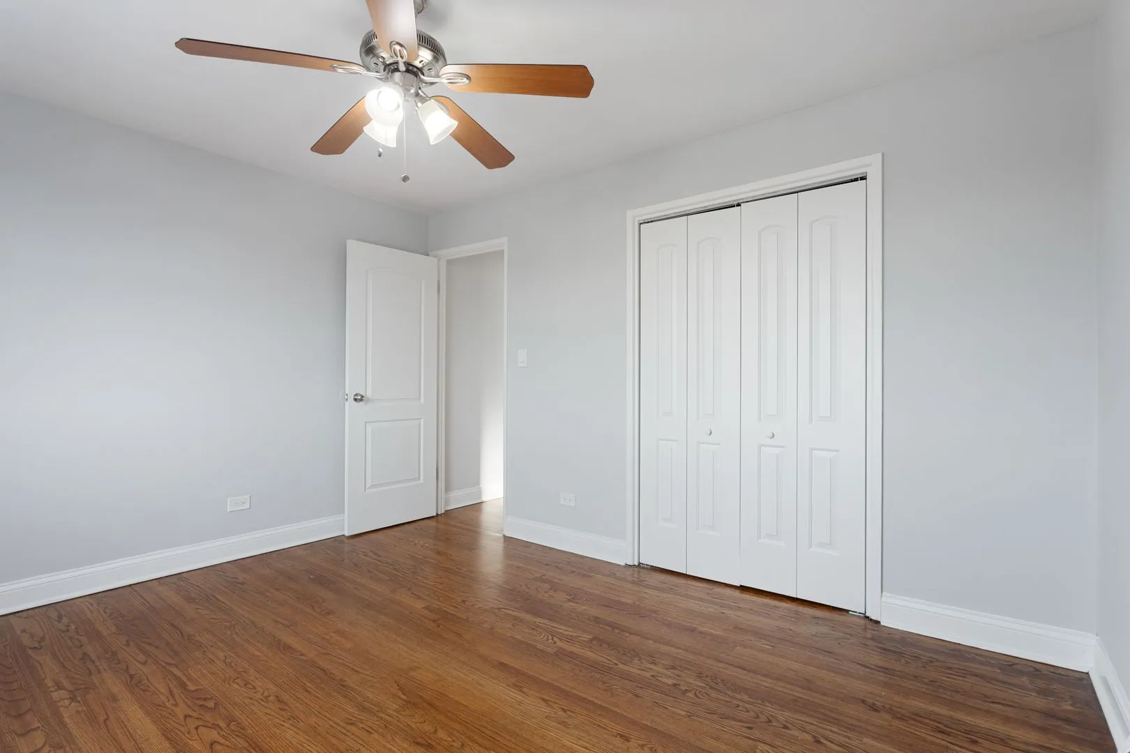 6826 N Ridge Blvd, , 60645, USA 60645-unit#404-Chicago-IL