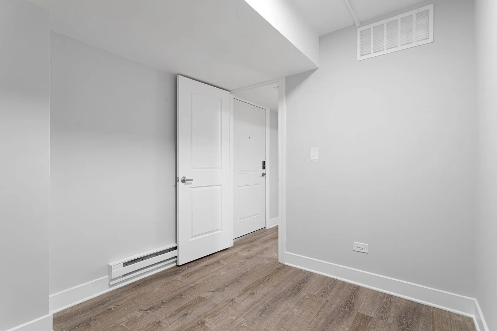 6007 N Kenmore Ave, ,  60660, USA 60660-unit#104-Chicago-IL